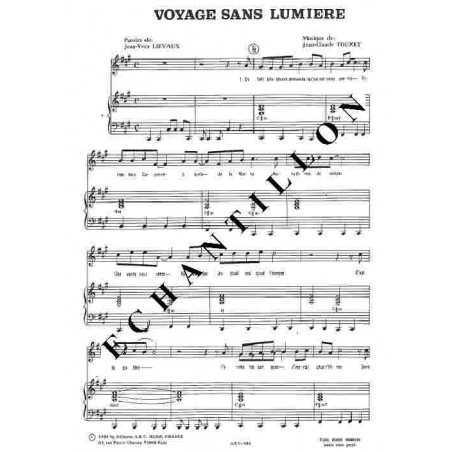 VOYAGE SANS LUMIÈRE