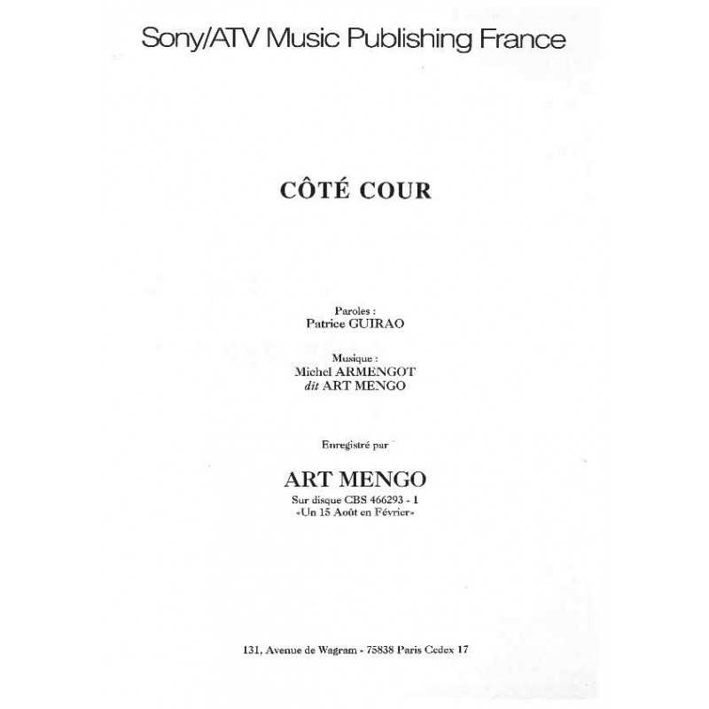 CÔTÉ COUR