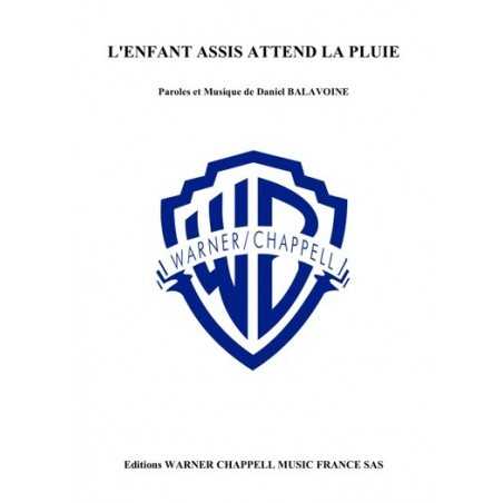 L'ENFANT ASSIS ATTEND LA PLUIE