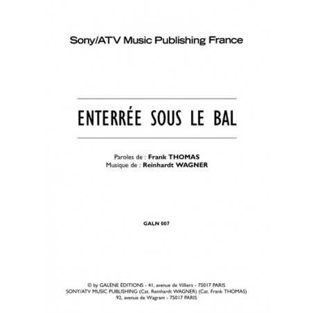 ENTERRÉE SOUS LE BAL