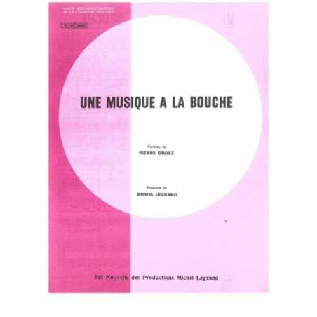 UNE MUSIQUE À LA BOUCHE