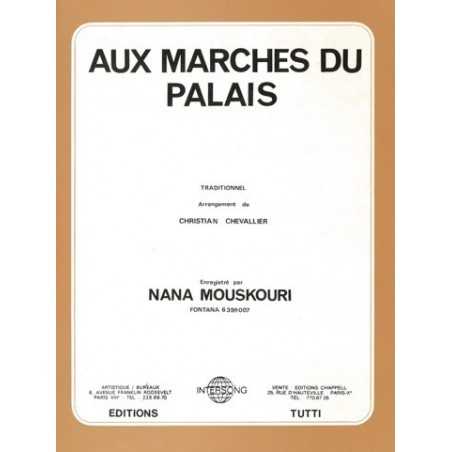 AUX MARCHES DU PALAIS