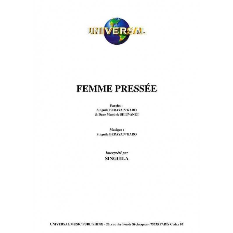 FEMME PRESSÉE