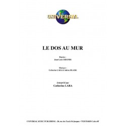 LE DOS AU MUR