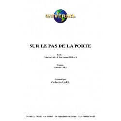 SUR LE PAS DE LA PORTE